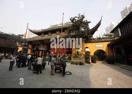 Shanghai, Chine, le temple de Bouddha de Jade cour intérieure de Shanghai. Banque D'Images