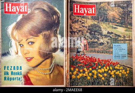 Le magazine turc Hayat couvre 1960s Banque D'Images