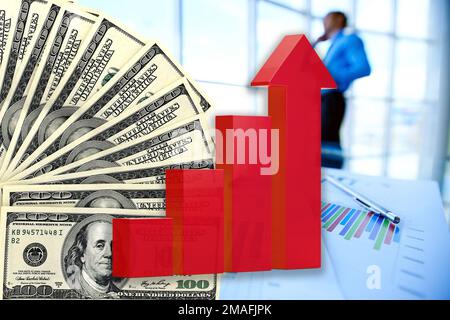 Graphique économique : flèche vers le haut, billets en dollars et homme exécutif en arrière-plan (argent, inflation, crise, marchés, finance, entreprise) Banque D'Images