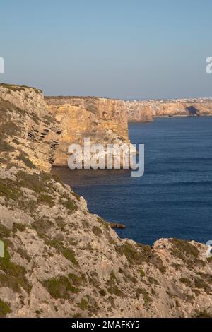 Falaises près du fort de Belixe, cap St Vincents ; Algarve ; Portugal Banque D'Images
