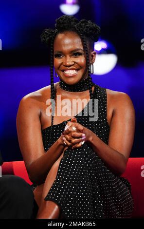 UTILISATION ÉDITORIALE SEULEMENT Oti Mabuse pendant le tournage du Graham Norton Show au BBC Studioworks 6 Television Center, Wood Lane, Londres, devant être diffusé sur BBC One vendredi soir. Date de la photo: Jeudi 19 janvier 2023. Banque D'Images