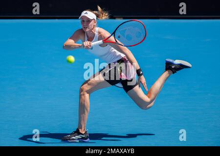 Melbourne, Australie. 20th janvier 2023. 22nd SEED Elena RYBAKINA du Kazakhstan en action contre 13th SEED Danielle COLLINS des États-Unis dans le match des femmes célibataires le jour 5 de l'Open australien 2023 sur Kia Arena, à Melbourne, en Australie. Sydney Low/Cal Sport Media. Crédit : csm/Alay Live News Banque D'Images