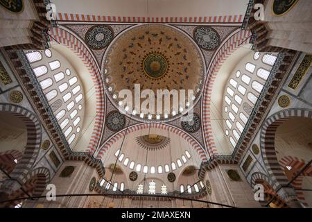 Intérieur de la mosquée de l'ehzade la mosquée de l'ehzade ou la mosquée du prince ou l'ehzade Camii. Cette mosquée impériale ottomane, située dans le district de Fatih, a été construite par si Banque D'Images