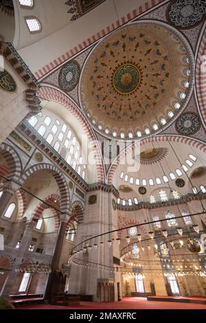 Intérieur de la mosquée de l'ehzade la mosquée de l'ehzade ou la mosquée du prince ou l'ehzade Camii. Cette mosquée impériale ottomane, située dans le district de Fatih, a été construite par si Banque D'Images
