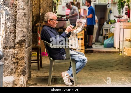 Italie, Naples: scène de rue via dei Tribunali Banque D'Images