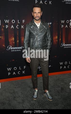 19 janvier 2023 -Los Angeles, Californie - Rodrigo Santoro. Los Angeles première du ''Wolf Pack'' de Paramount+ qui s'est tenue à Harmony Gold à Los Angeles. Banque D'Images