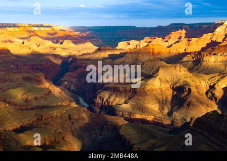 Matin à Lipan point, fleuve Colorado, plateau sud du Grand Canyon, plateau sud, Arizona, États-Unis, Amérique du Nord Banque D'Images