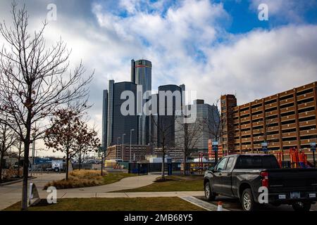 Vue sur le siège social mondial de GM du Renaissance Centre au centre-ville de Detroit, Michigan Banque D'Images