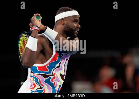 Melbourne Park 20/1/2023. Frances TIAFOE (Etats-Unis) en action contre Karen KHACHANOV (RUS) à l'Open d'Australie de 2023. Corleve/Alay Live News Banque D'Images