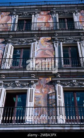 Bâtiment décoré de la Plaza Mayor, Madrid, Espagne Banque D'Images