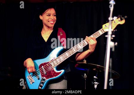 Yolanda Charles, Yolanda Charles Project pH, verdict Jazz Club, Brighton, East Sussex, 2022. Banque D'Images