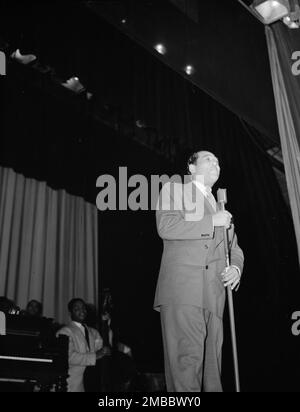 Portrait de Duke Ellington, Junior Raglin, Juan Tizol, Barney Bigard ...