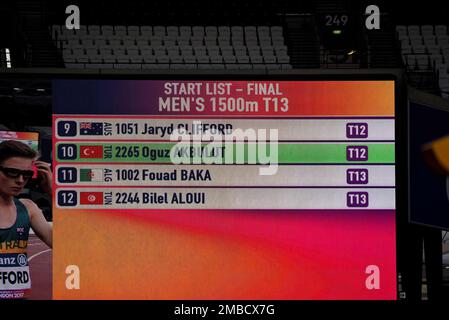 Liste de départ pour la finale hommes 1500m T13 aux Championnats du monde d'athlétisme Para 2017 au stade olympique, Londres, Royaume-Uni. Athlètes sur écran numérique Banque D'Images