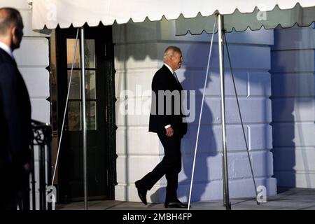 Washington, États-Unis. 20th janvier 2023. ÉTATS-UNIS Le président Joe Biden sort de la Maison Blanche sur 20 janvier 2023 à Washington, DC avant son départ pour la plage de Rehoboth, Delaware. (Photo par Yuri Gripas/Sipa USA) crédit: SIPA USA/Alay Live News Banque D'Images