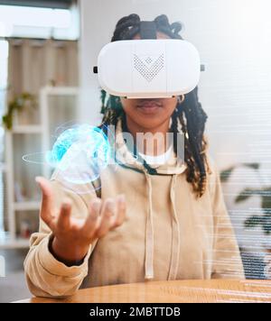 Réalité virtuelle, métaverse vr ou femme avec hologramme globe, cyber planète 3D ou réalité augmentée ai. ELearning, superposition de globalisation et noir Banque D'Images