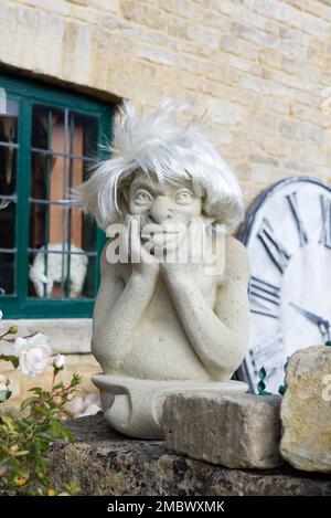 gargoyle dans une perruque Banque D'Images