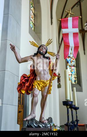 Le Christ ressuscité avec la bannière, Saint Pierre et Paul, église paroissiale catholique d'Oberstaufen, Allgaeu, Bavière, Allemagne Banque D'Images