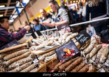 Berlin, Allemagne. 21st janvier 2023. Diverses saucisses françaises sont situées dans une salle de campagne de la semaine verte internationale 2023. Credit: Fabian Sommer/dpa/Alay Live News Banque D'Images