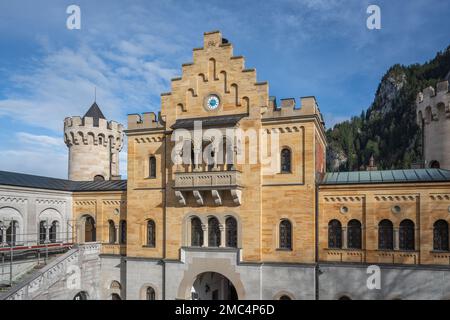 Château de Neuschwanstein Cour intérieure près de Fussen - Schwangau, Bavière, Allemagne Banque D'Images