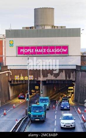 L'entrée du tunnel Clyde depuis le sud à Govan Banque D'Images