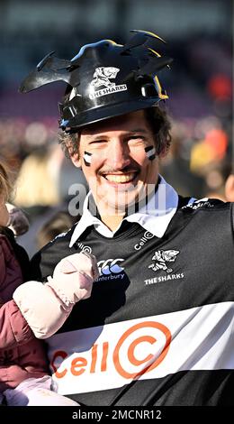 Twickenham, Royaume-Uni. 21st janvier 2023. Coupe des champions européens de rugby. Harlequins V Cell C Sharks. Twickenham Stoop. Twickenham. Un fan des requins pendant la coupe Harlequins V Cell C Sharks Heineken Champions Round 4, Pool A Match. Credit: Sport en images/Alamy Live News Banque D'Images