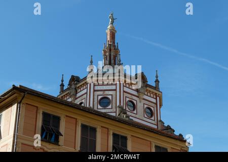 Dôme de la basilique de STS. Gervasius et Protasius dans Rapallo . Ligurie, Italie Banque D'Images
