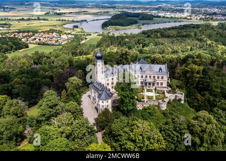 Vue aérienne, château de Callenberg, pavillon de chasse et palais d'été des ducs de Saxe-Coburg et Gotha, Coburg, haute-Franconie, Bavière, Allemagne Banque D'Images