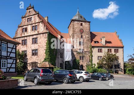 Château médiéval avec tour résidentielle et gables de la Renaissance, hôtel et musée du château, vieille ville, Schlitz, Vogelsberg, Hesse, Allemagne Banque D'Images