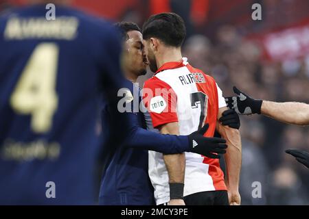 ROTTERDAM - (LR) Bois de Jurien d'Ajax, Alireza Jahanbaksh de Feyenoord pendant le match de première ligue néerlandais entre Feyenoord et Ajax à Feyenoord Stadion de Kuip on 22 janvier 2023 à Rotterdam, pays-Bas. ANP MAURICE VAN STONE Banque D'Images