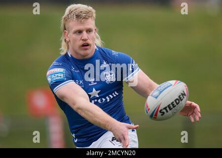 Sheffield, Royaume-Uni. 22nd janvier 2023. Brad Fash n°13 du FC Hull se réchauffe avant le match pré-saison de la Ligue de rugby Sheffield Eagles vs le FC Hull au Sheffield Olympic Legacy Park, Sheffield, Royaume-Uni, 22nd janvier 2023 (photo de Steve Flynn/News Images) à Sheffield, Royaume-Uni, le 1/22/2023. (Photo de Steve Flynn/News Images/Sipa USA) crédit: SIPA USA/Alay Live News Banque D'Images