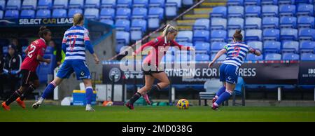 Reading, Royaume-Uni. 22nd janvier 2023. Reading, Angleterre, 22 janvier 2023: Alessia Russo (Manchester United 23) en action pendant le match de football de la Super League Barclays FA Womens entre Reading et Manchester United au stade Select car Leasing à Reading, Angleterre. (James Whitehead/SPP) crédit: SPP Sport Press photo. /Alamy Live News Banque D'Images