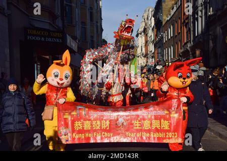 Londres, Royaume-Uni. 22nd janvier 2023. La parade du nouvel an chinois passe par le West End de Londres, célébrant l'année du lapin. Credit: Vuk Valcic/Alamy Live News Banque D'Images