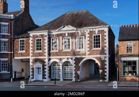 The Old Market House, High Street, Tarporley, Cheshire, Angleterre, ROYAUME-UNI Banque D'Images