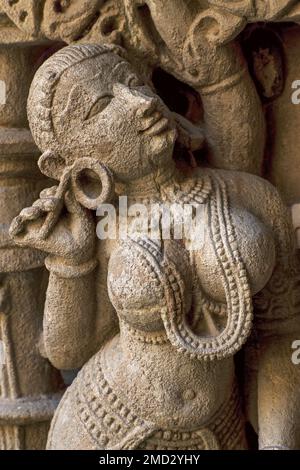 03 04 2019 Nayika Pierre sculptant à Ranki Vav Ranki Vav pas bien Pata Gujarat Inde Asie Banque D'Images