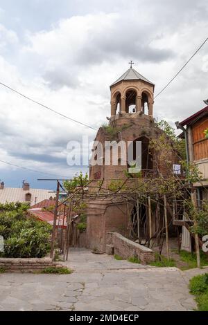 Extérieur de l'église de Betlemi, un jour d'été, Tbilissi, Géorgie Banque D'Images