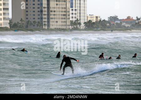 surfers, venice beach, floride, états-unis Banque D'Images