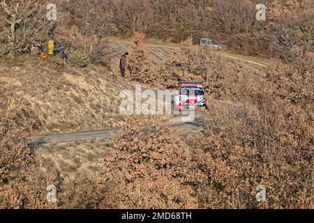 WRC MONTE CARLO 2023 Ogier Sébastien - Landais Vincent ES10/13 , Puimichel, FRANCE, 21/01/2023 Florent 'MrCrash' B. Banque D'Images