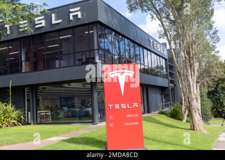 Sydney, Australie concessionnaire de l'usine de vente, de livraison et d'entretien des voitures Tesla à Chatswood Sydney, Nouvelle-Galles du Sud, Australie 2023 Banque D'Images