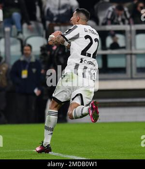 Turin, Italie. 22nd janvier 2023. Angel Di Maria du FC Juventus célèbre son but lors d'un match de football série A entre le FC Juventus et Atalanta à Turin, en Italie, le 22 janvier 2023. Credit: Federico Tardito/Xinhua/Alamy Live News Banque D'Images