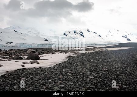 L'évolution des modèles météorologiques dans la région de l'Antarctique provoque de grandes variations des rythmes saisonniers établis et des changements dans l'environnement physique Banque D'Images