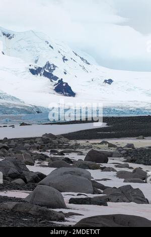 L'évolution des modèles météorologiques dans la région de l'Antarctique provoque de grandes variations des rythmes saisonniers établis et des changements dans l'environnement physique Banque D'Images