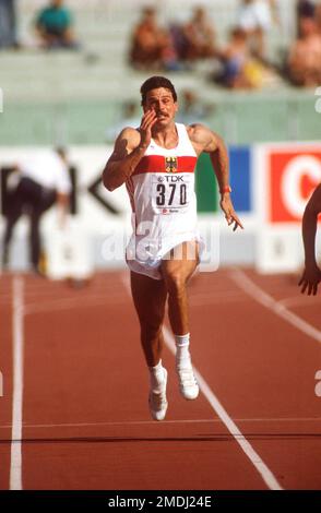 ARCHIVE PHOTO: Juergen Hingsen aura 65 ans sur 25 janvier 2023, Juergen HINGSEN, Allemagne, GER, BRD, athlétisme, athlète de terrain et d'athlétisme, décathlon, chasseur, sprint action 100m, course 100m, Ici aux Championnats du monde d'athlétisme 1987 à Rome, ? SVEN SIMON#Prinzess-Luise-Strasse 41#45479 Muelheim/R uhr #tél 0208/9413250#fax. 0208/9413260# Postgiro Essen n° 244 293 433 (BLZ 360 100 43) n° www.SvenSimon.net. Banque D'Images