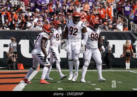 Cincinnati Bengals linebacker Germaine Pratt (57) plays during an NFL  football game against the Baltimore Ravens, Sunday, Jan. 8, 2023, in  Cincinnati. (AP Photo/Jeff Dean Stock Photo - Alamy