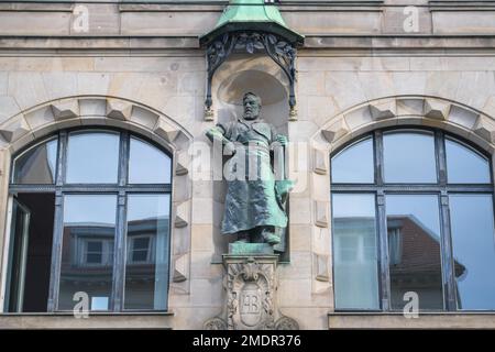 Figurine bronze, forgeron, Borsighaus, Chausseestrasse, Mitte, Berlin, Allemagne Banque D'Images