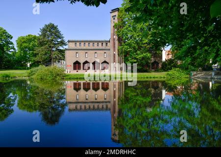 Brandenburg State Museum of Modern Art, ancienne centrale diesel, Am Amtsteich, Cottbus, Brandebourg, Allemagne Banque D'Images