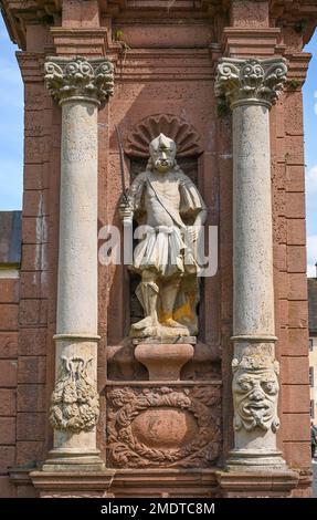 Système de porte, entrée, figurine de garde, Abbaye bénédictine Corvey, Hoexter, Rhénanie-du-Nord-Westphalie, Allemagne Banque D'Images