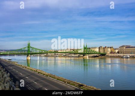 Pont Liberty sur le Danube à Budapest Hongrie . Banque D'Images