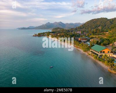 Un paysage à Klong Prao Beach, Koh Chang, Thaïlande Banque D'Images