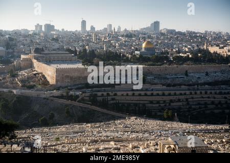 Dôme du Rocher vu du Mont des oliviers, Jérusalem, Israël. Banque D'Images