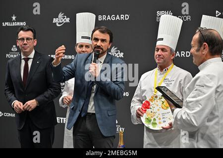 Maire de Lyon Gregory Doucet lors de la cérémonie de remise des prix de la Bocuse d ou finale 2023 devant le SIRHA à Lyon, France sur 23 janvier 2023. Photo de Julien Reynaud/APS-Medias/ABACAPRESS.COM Banque D'Images